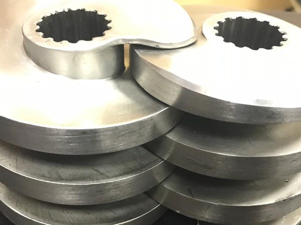 Precision parts, cut on five axes — EL Badr Industries